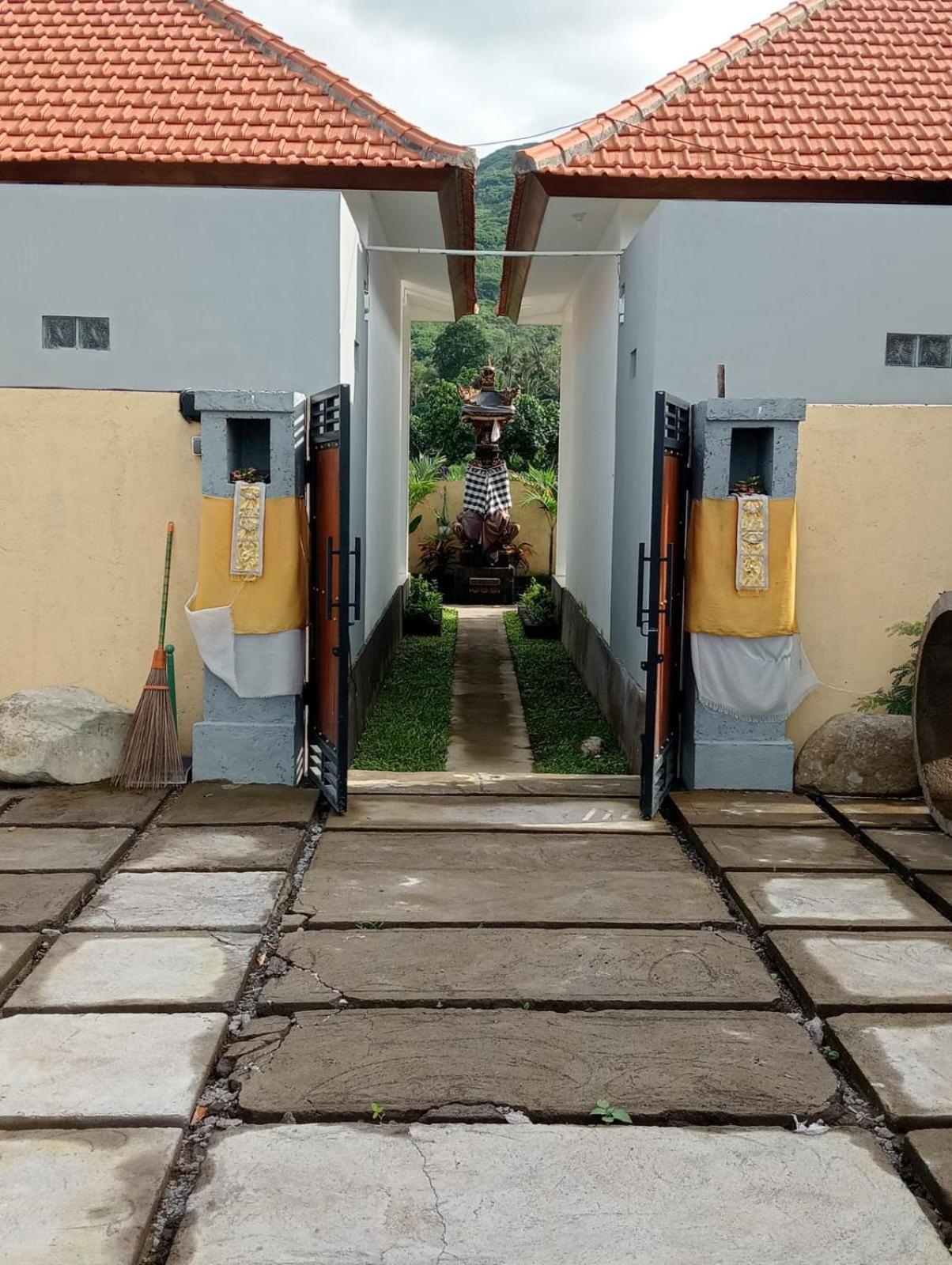 Amed Yudhadewata Exterior foto